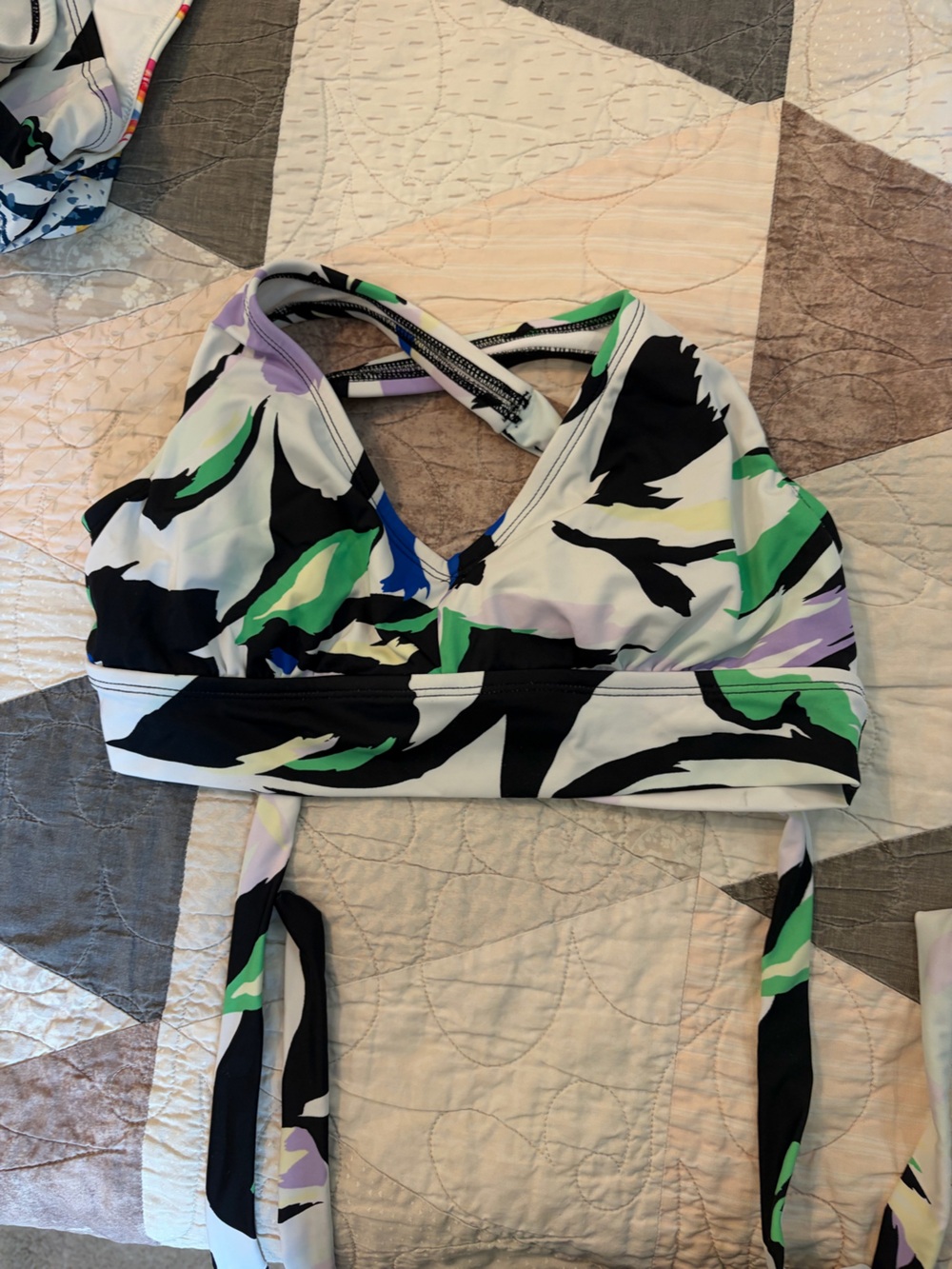 DSG Women’s Colorblock Crisscross Sports Bra - White/Black/Green/Purple